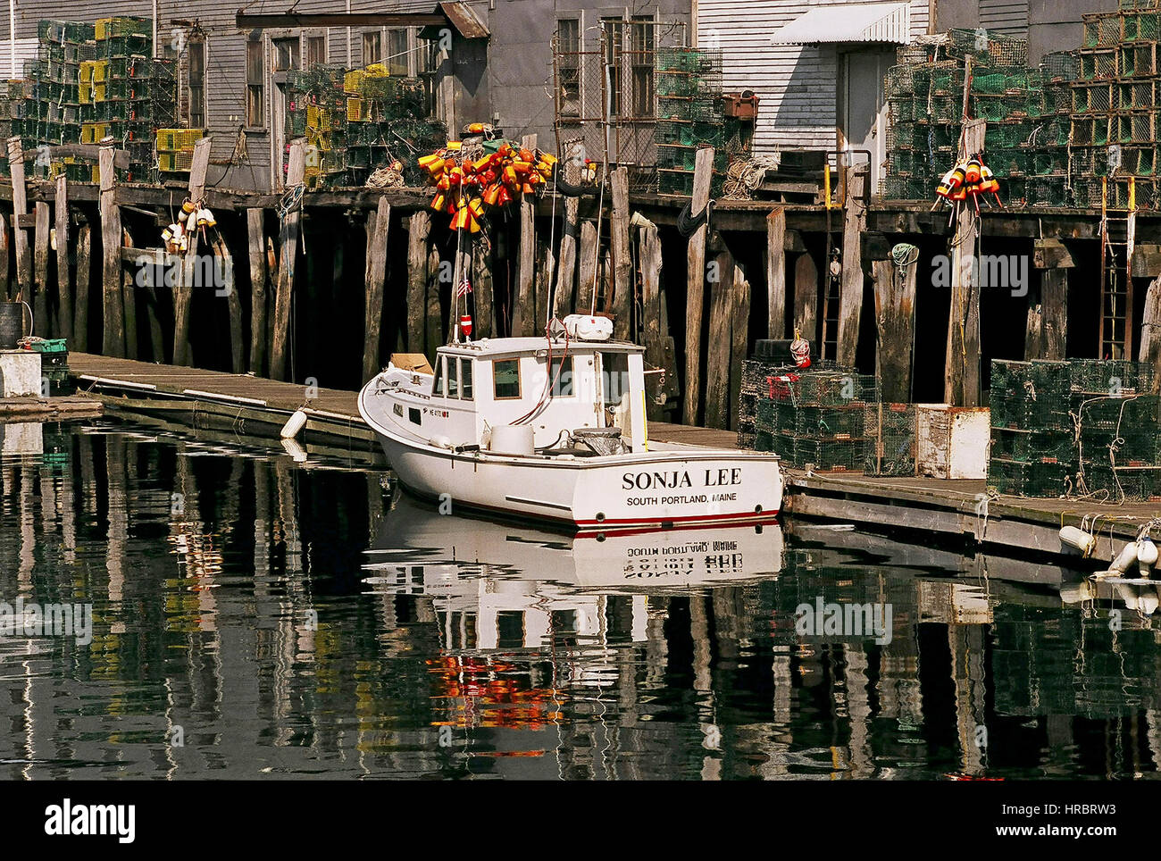 Hummer-Boot am Pier Fisch, Portland, Maine. Stockfoto