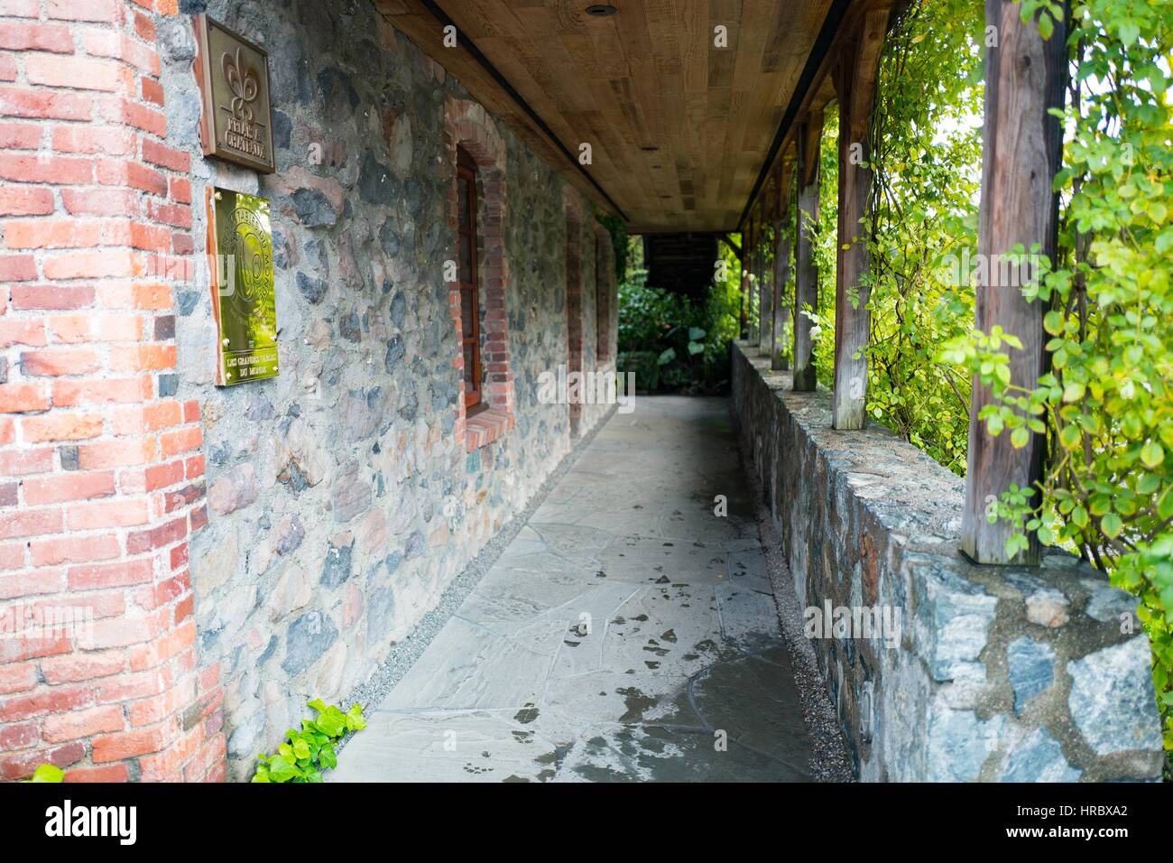 Eingang zum French Laundry Restaurant in Yountville, Napa Valley, Kalifornien, betrieben von Küchenchef Thomas Keller und bekannt als eines der wenigen Restaurants in den Vereinigten Staaten, drei Michelin-Sternen, 26. November 2016 zu verdienen. Stockfoto