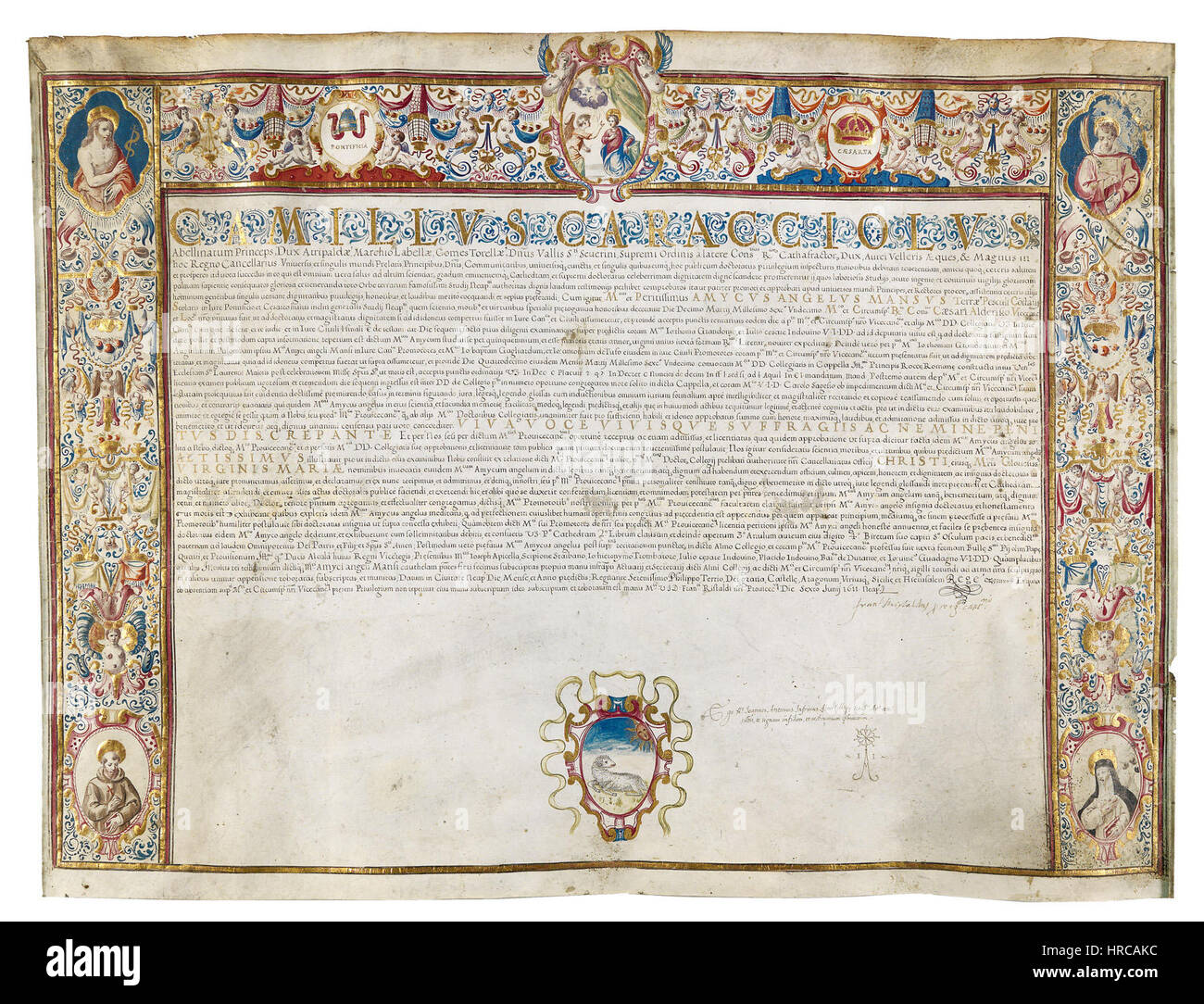 Die Prunkurkunde ist ein feierliches Dokument aus dem Jahr 1611, das von Camillo Caracciolo, einer einflussreichen Persönlichkeit, in Auftrag gegeben wurde. Dieses reich verzierte Zertifikat wurde für offizielle Zwecke verwendet, typischerweise als Symbol für Ehre oder Autorität innerhalb des europäischen Adels. Stockfoto