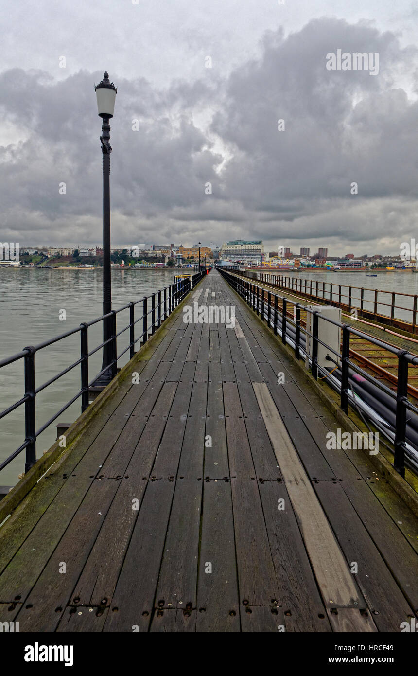 Southend Pier, der längsten Mole in der Welt, Southend-on-Sea, Essex, Großbritannien Stockfoto