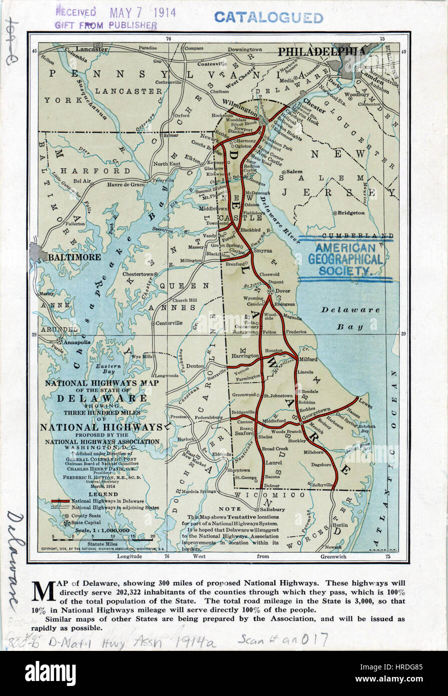 Die National Highways Association Map of Delaware bietet eine detaillierte Darstellung der Infrastruktur des Bundesstaates, insbesondere der nationalen Highways. Die Karte zeigt wichtige Straßen und Routen und liefert wertvolle Informationen für die Verkehrsplanung und Navigation. Stockfoto