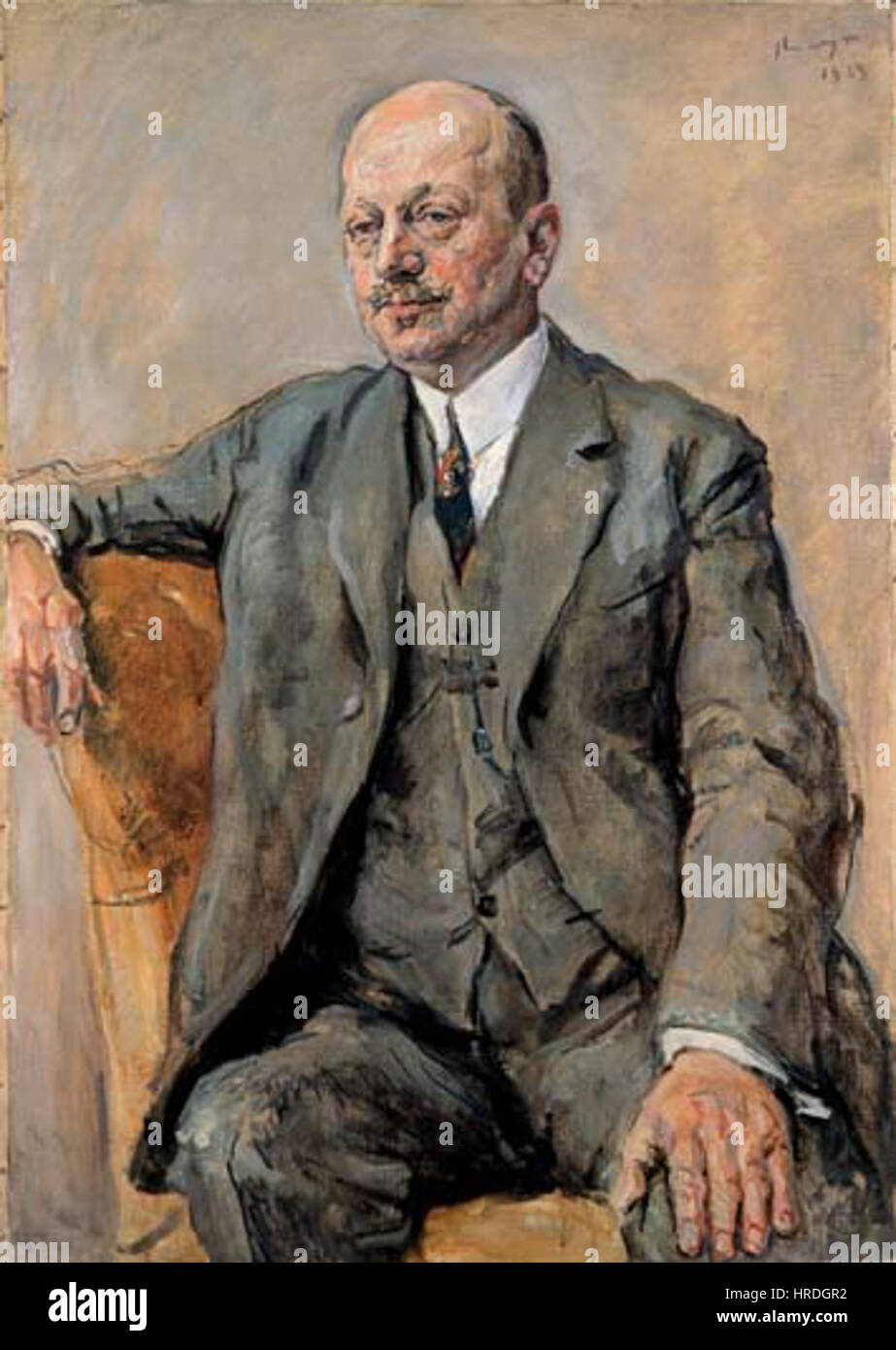 Max Slevogts Porträt von Julius Freund fängt das Wesen des Motivs mit eleganten Pinselarbeiten ein und hebt sowohl die Persönlichkeit als auch das Verhalten des Individuums in einem Stil hervor, der im deutschen Realismus verwurzelt ist. Stockfoto