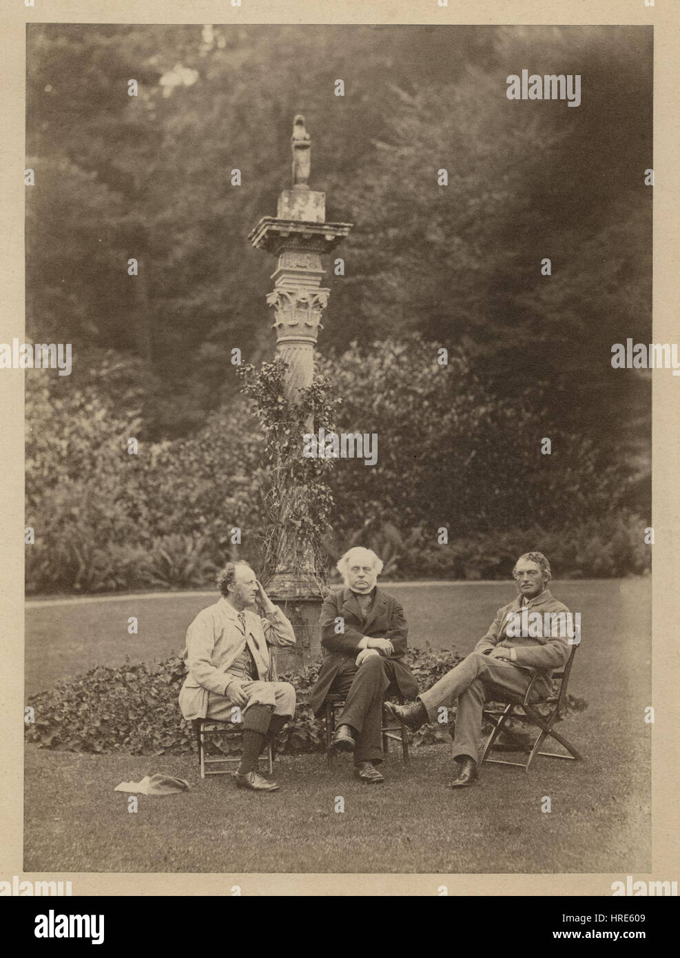 Sir John Everett Millais, 1. Bt; John Bright; Henry James, 1. Baron James von Hereford von Rupert Potter Stockfoto