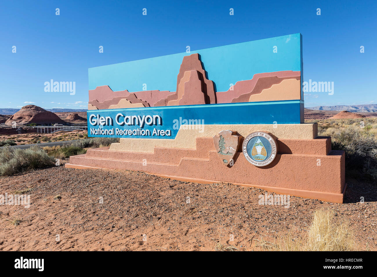 Page, Arizona, USA - 17. Oktober 2016: Glen Canyon National Recreation Area Ortseingangsschild im nördlichen Arizona. Stockfoto
