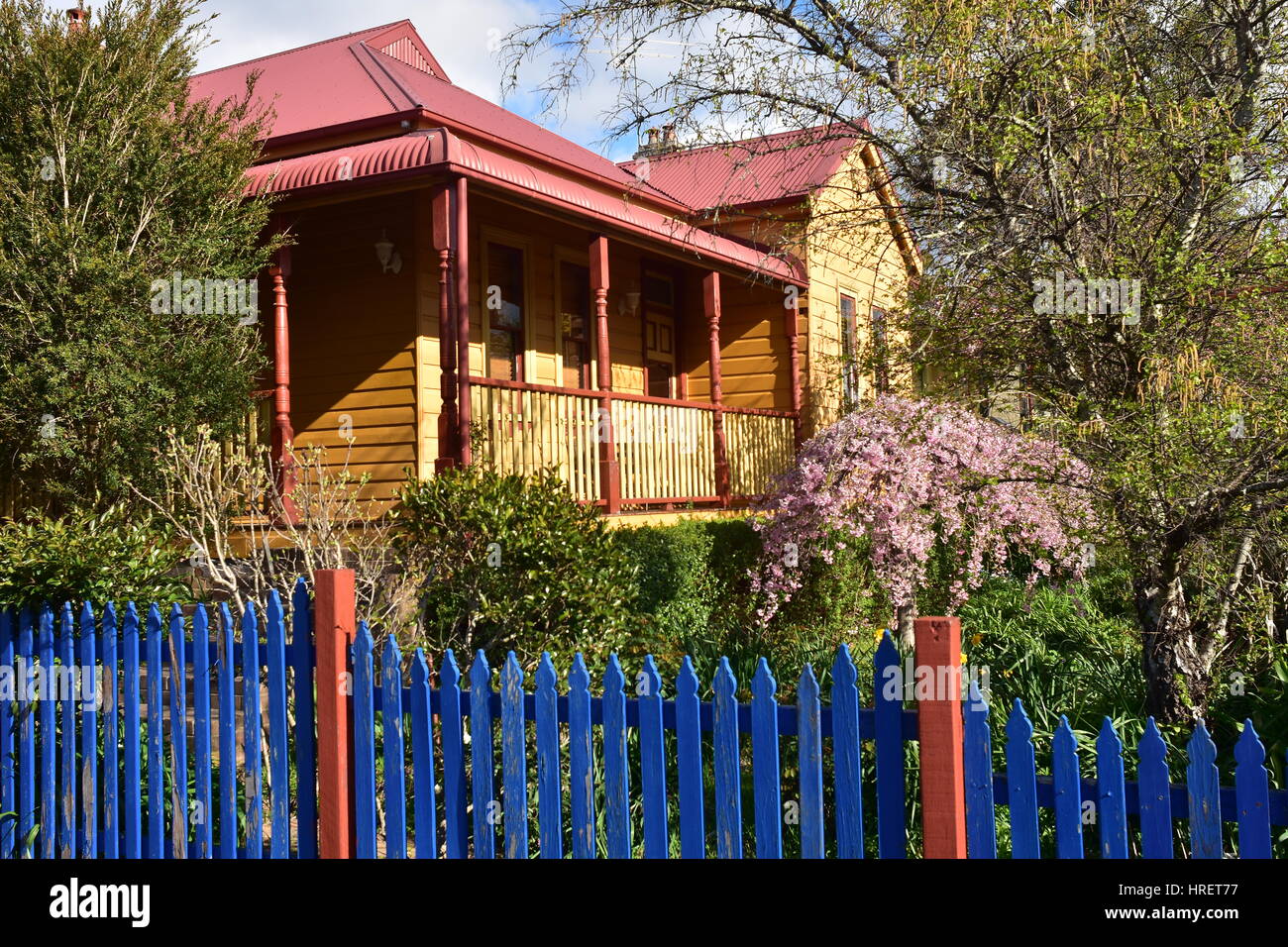 Blechdach Stockfotos & Blechdach Bilder - Alamy