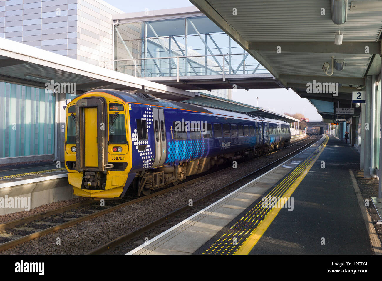 Edinburgh-Gateway-Straßenbahn / Bahnhof interchange für Edinburgh Flughafen Stockfoto