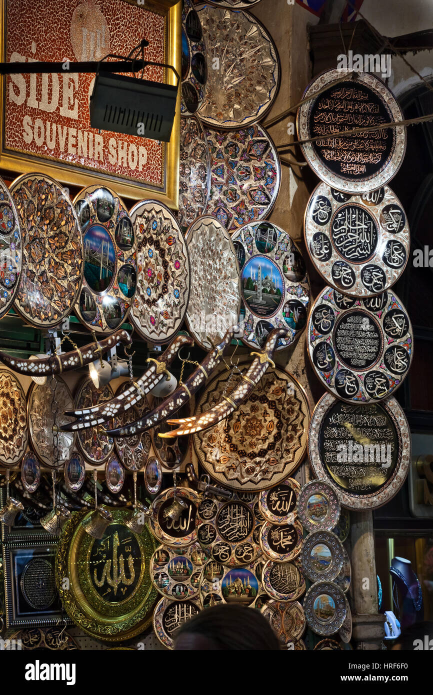 Istanbul, Türkei - April 2013: Grand Bazaar Blick in Istanbul, Türkei Stockfoto