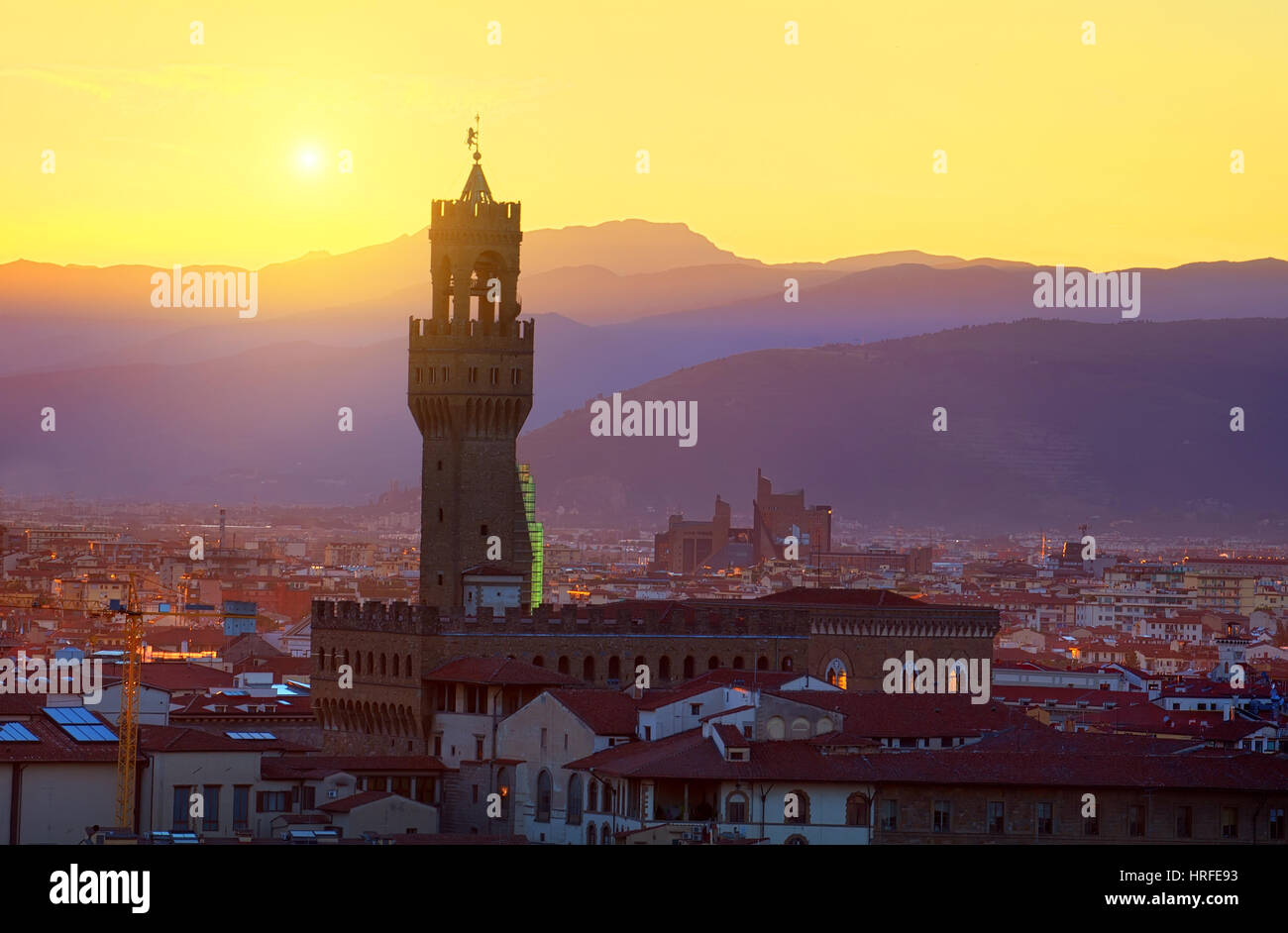 Turm des Palazzo Vecchio und die Landschaft von Florenz, Italien Stockfoto