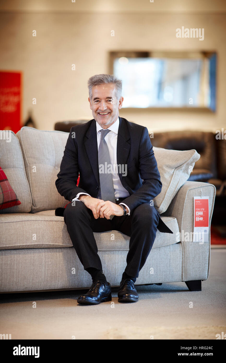 DFS-Sofa Showroom innen Stockport Peel Zentrum, Chief Executive Officer, CEO, Ian Filby, Stockfoto