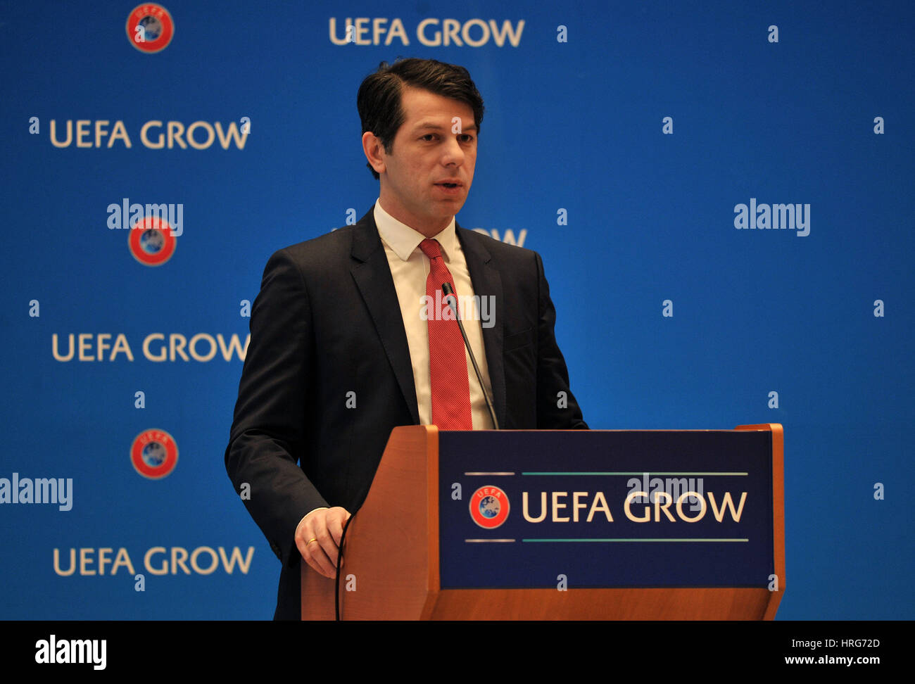Tiflis (Tbilissi), Georgien. 1. März 2017. Levan Kobiashvili, Präsident der georgischen Fußballverband richtet sich an die internationalen Gipfel UEFA wachsen 2017 zur Förderung der Entwicklung des Fußballs in Osteuropa in Tiflis, Georgien, 1. März 2017. Bildnachweis: Kulumbegashvili Tamuna/Xinhua/Alamy Live-Nachrichten Stockfoto