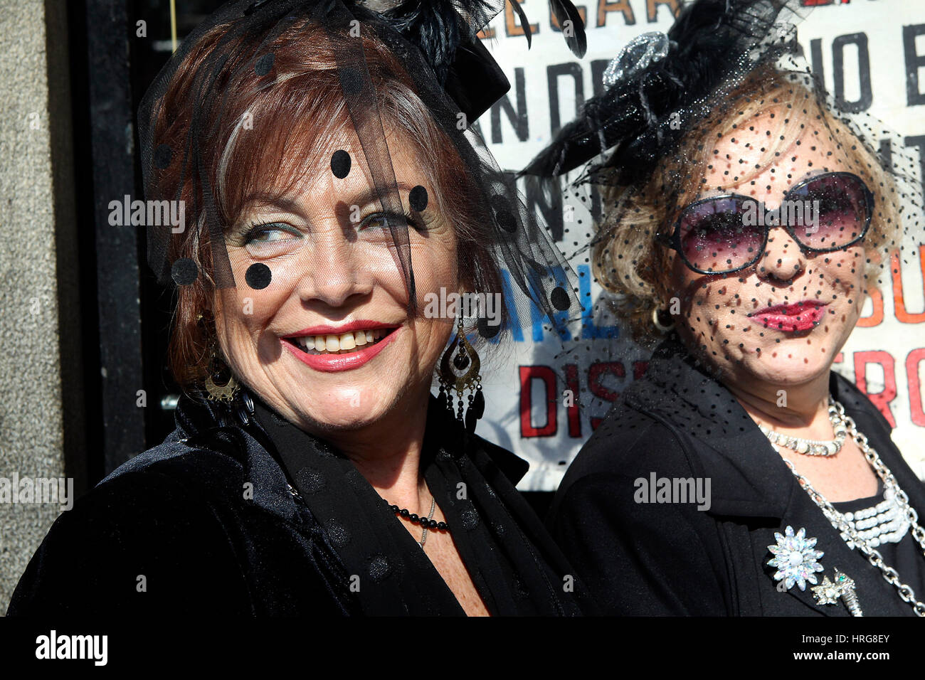 Zur Feier des Aschermittwoch, endet der Karneval mit der Beerdigung der Sardine in Madrid am Mittwoch, 1. März 2017. Bildnachweis: Gtres Información Más lokalen auf line,S.L./Alamy Live News Stockfoto