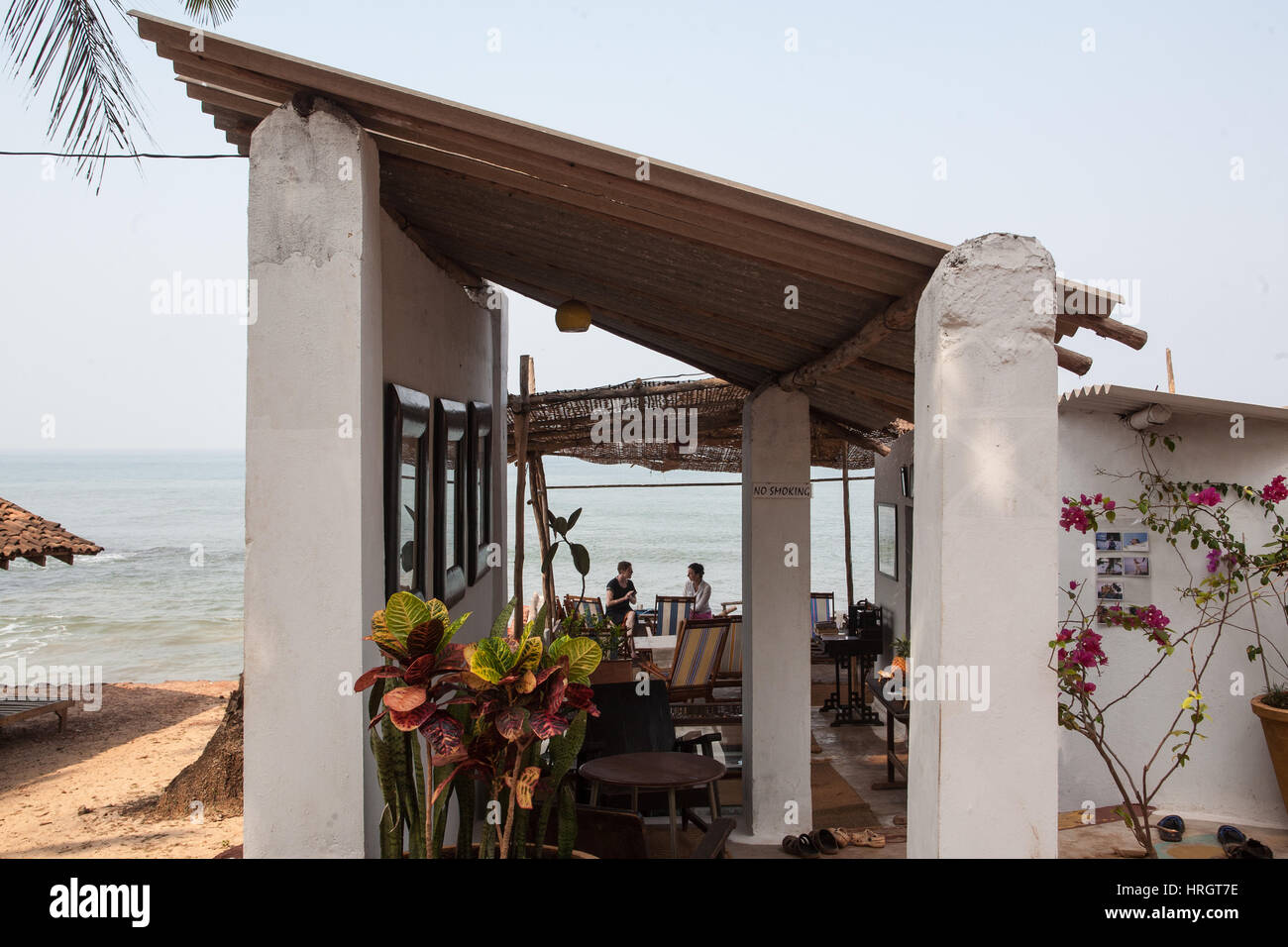 Einfache, Café, Restaurant, am Strand, am, Backpacker, Auslandsjahr, Urlaub im Tropenparadies, Anjuna, Beach, Goa, Indien, Indian, Asia, asiatisch, Stockfoto