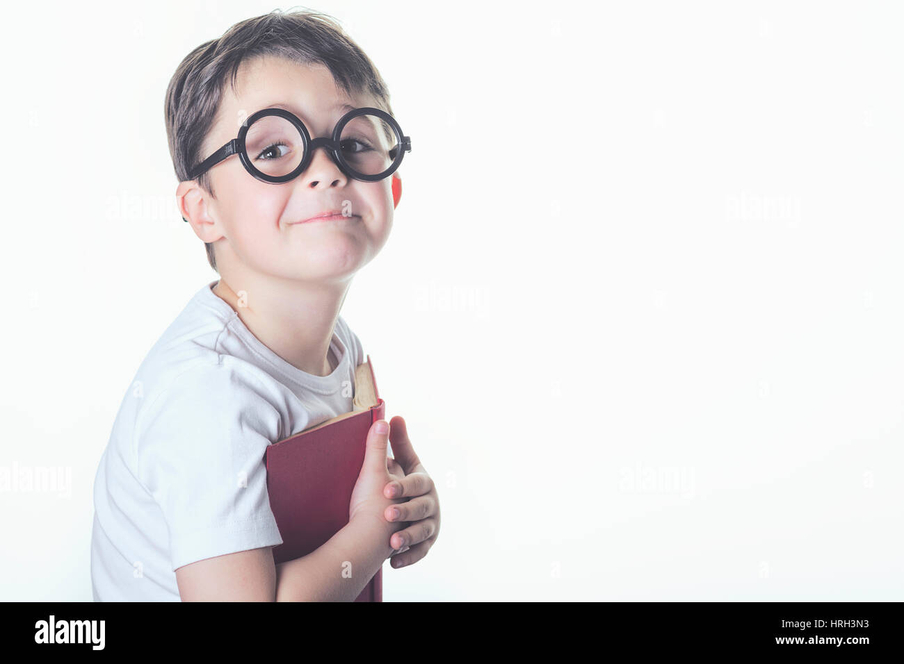 Junge, ein Buch lesen Stockfoto