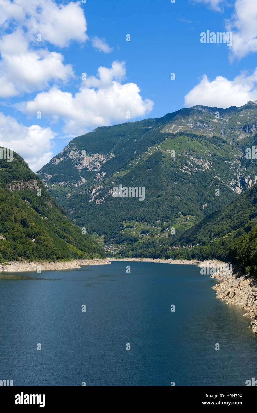 Blick Vom Staudamm Valle Verzasca, Schweiz - Valle Verzasca, Schweiz Stockfoto