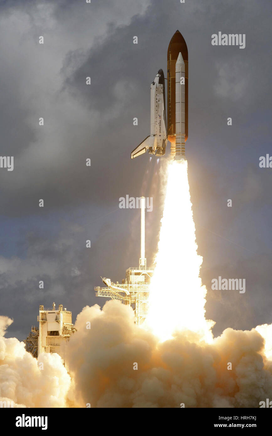 STS-120, Space Shuttle Discovery starten, 2007 Stockfoto