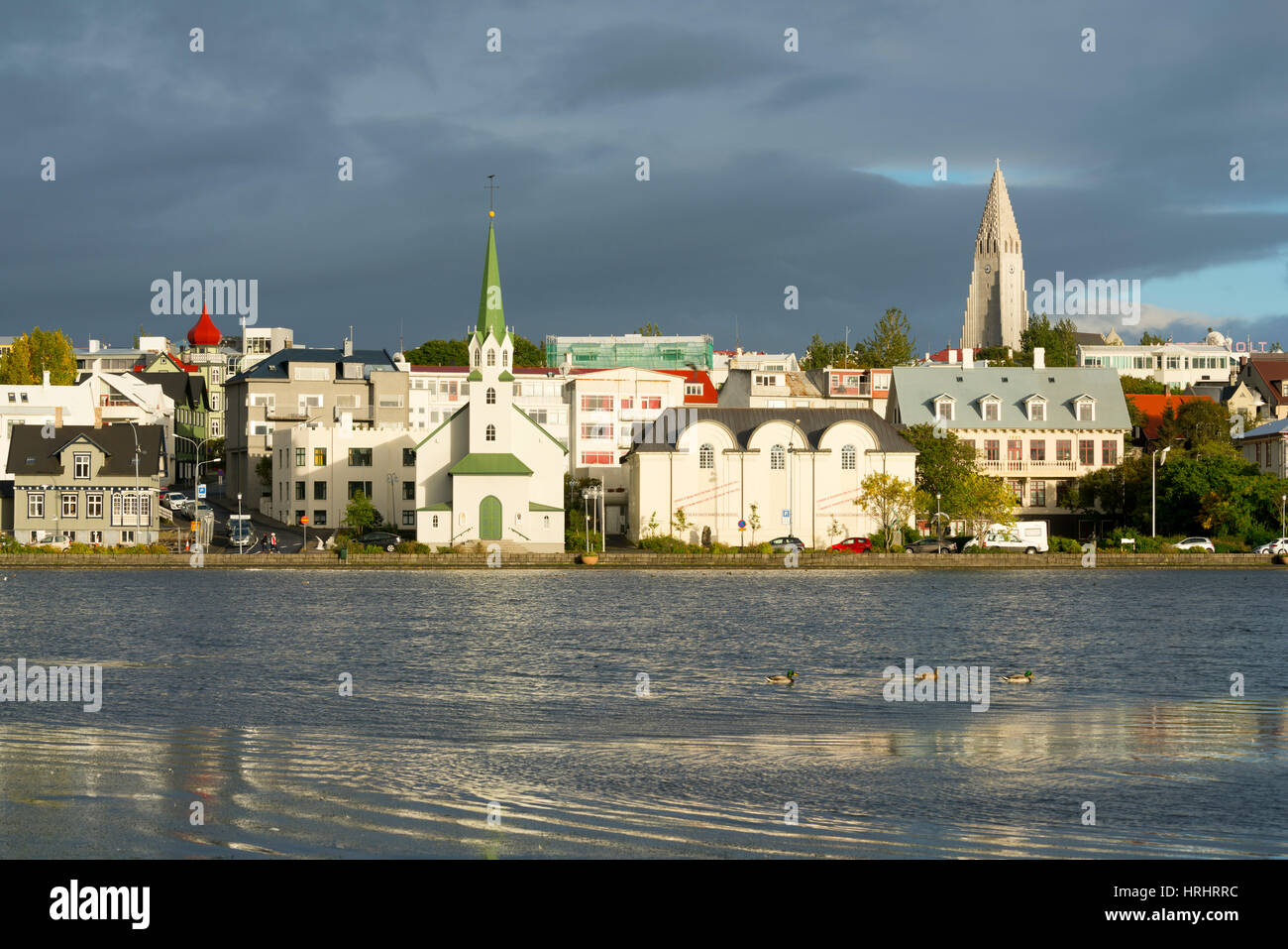 Blick auf die Altstadt und See Tjörnin, Reykjavik, Island, polare Regionen Stockfoto