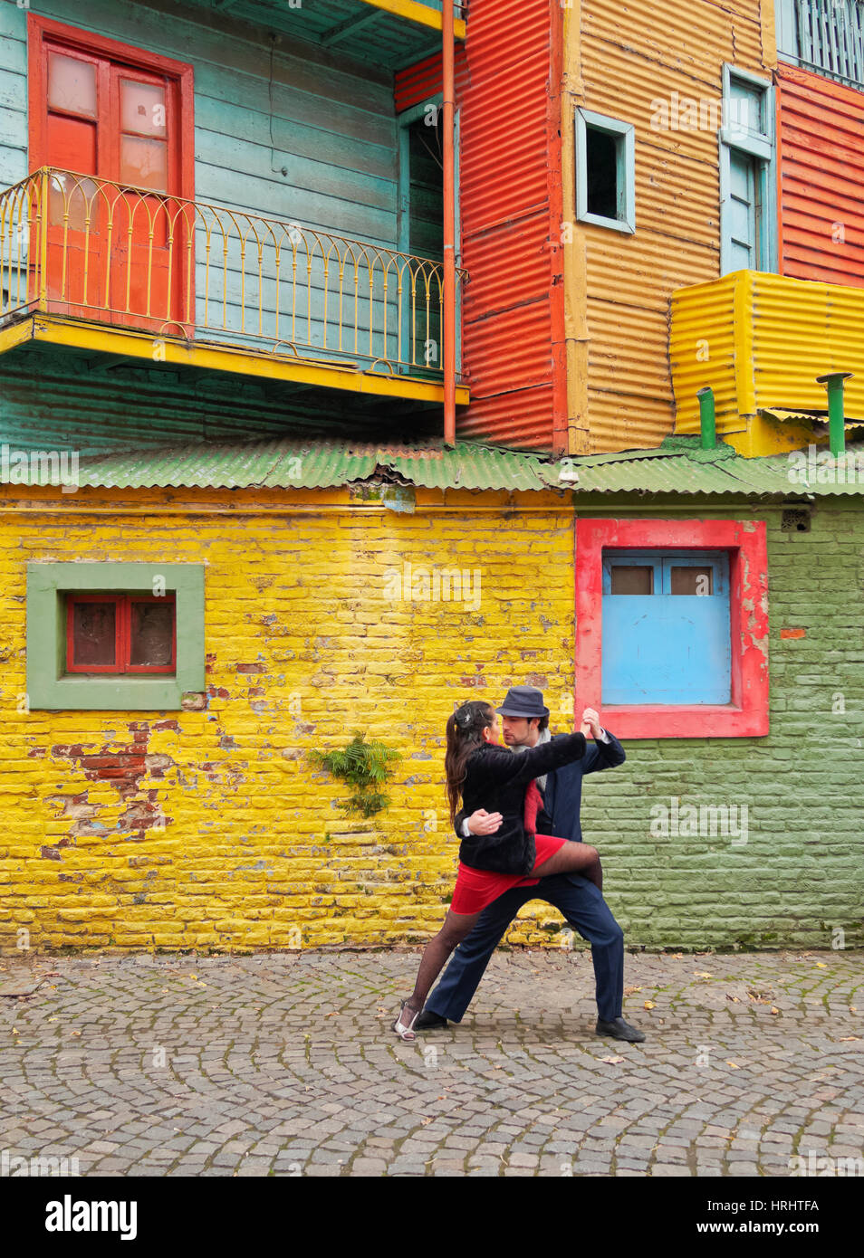 Paare tanzen Tango im Caminito Street, Provinz Buenos Aires, Argentinien, Buenos Aires, La Boca Stockfoto