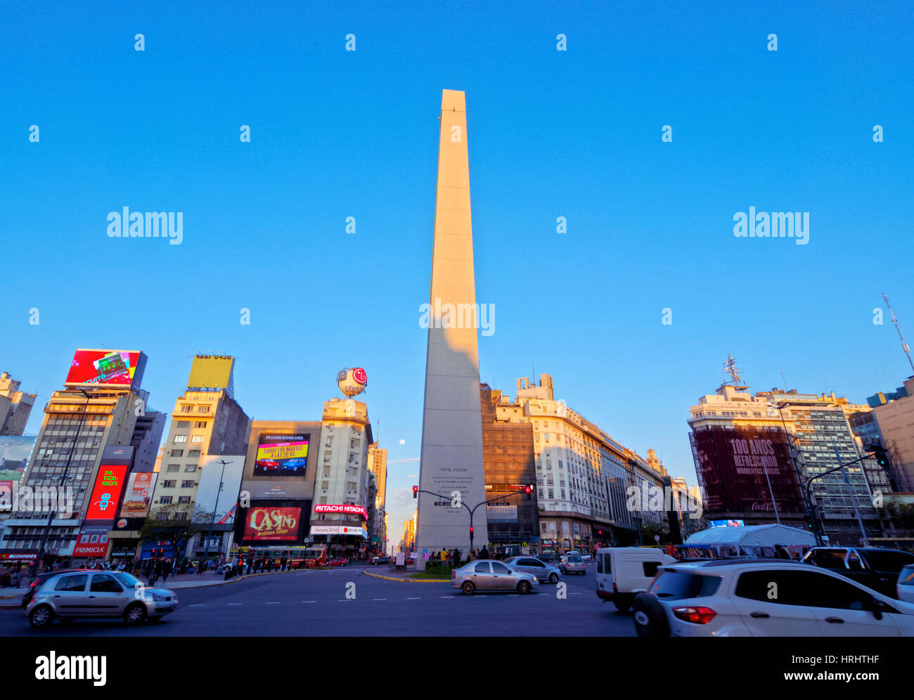 9 de Julio Avenue, Plaza De La Republica und Obelisco de Buenos Aires, Stadt Buenos Aires, Provinz Buenos Aires, Argentinien Stockfoto