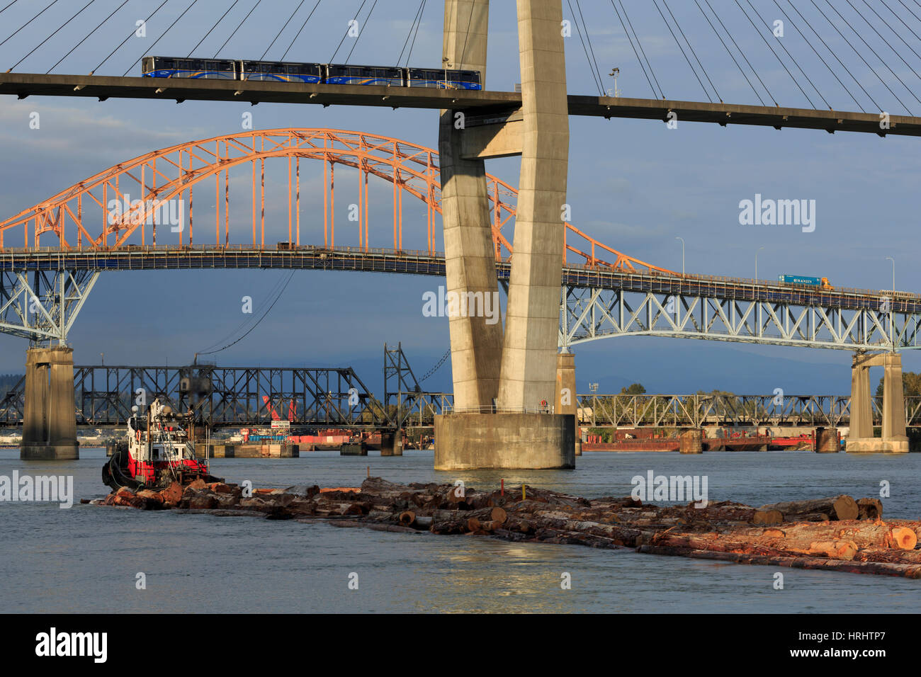 Skytrain-Brücke, New Westminster, Vancouver Region, Britisch-Kolumbien, Kanada, Nordamerika Stockfoto