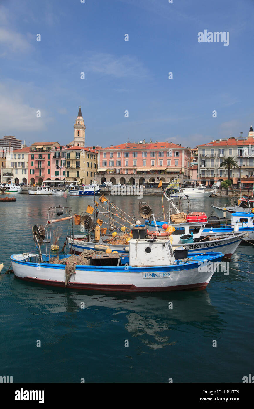 Hafen, Oneglia, Imperia, Ligurien, italienische Riviera, Italien Stockfoto