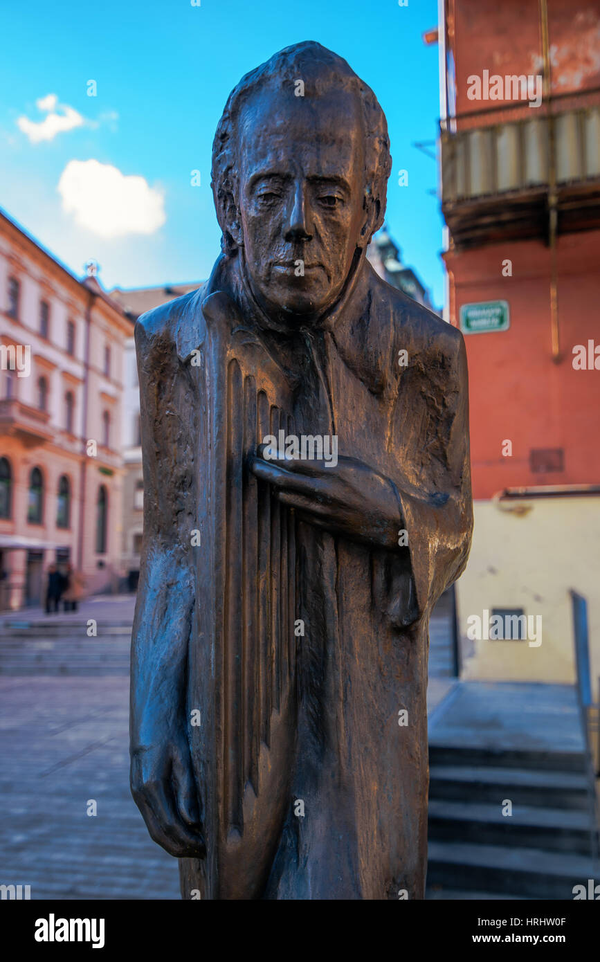 LJUBLJANA, Slowenien - 19. Februar 2017: Neue Statue des Dirigenten und Komponisten Gustav Mahler wurde am Mittag des Freitag, 1. Juli 2011 in Dvorni Trg. Stockfoto