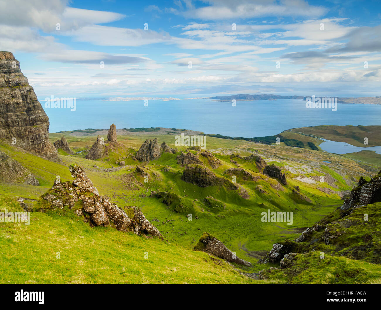 Blick von der Old Man of Storr, Isle Of Skye, innere Hebriden, Schottland, Vereinigtes Königreich Stockfoto