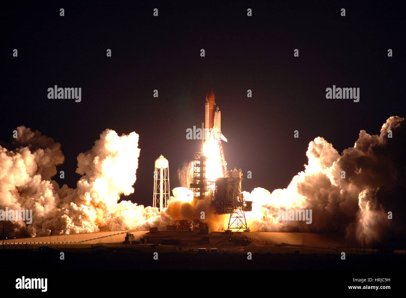Sts 123 -Fotos und -Bildmaterial in hoher Auflösung – Alamy