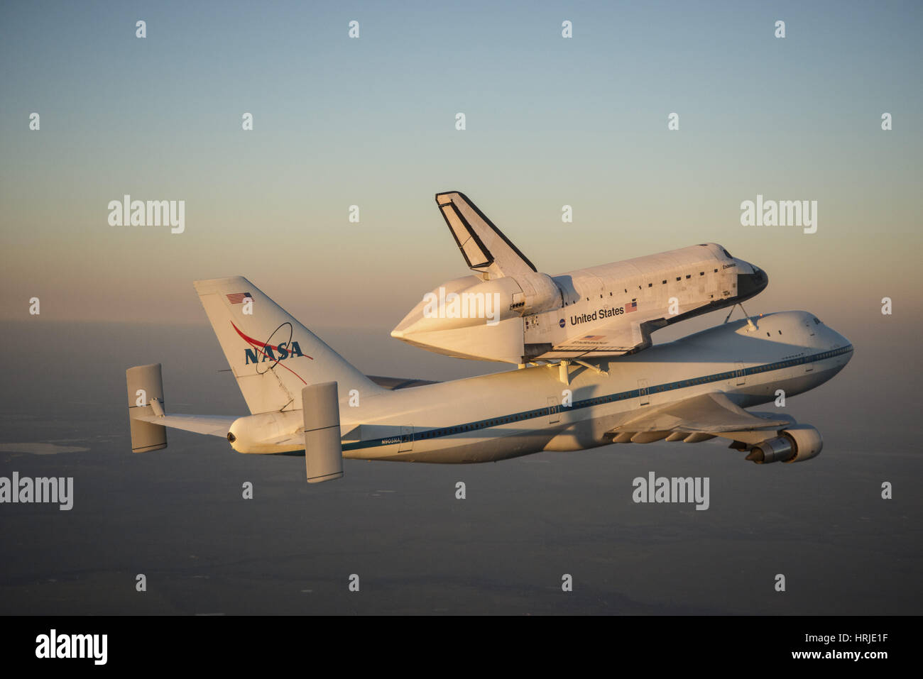 Bemühen sich auf Shuttle Carrier Aircraft Stockfoto