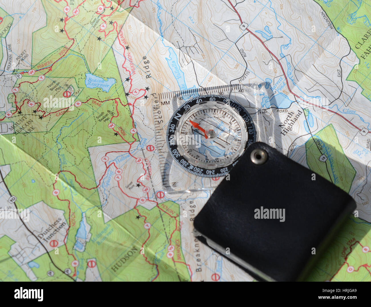 Kompass und Karte Stockfoto