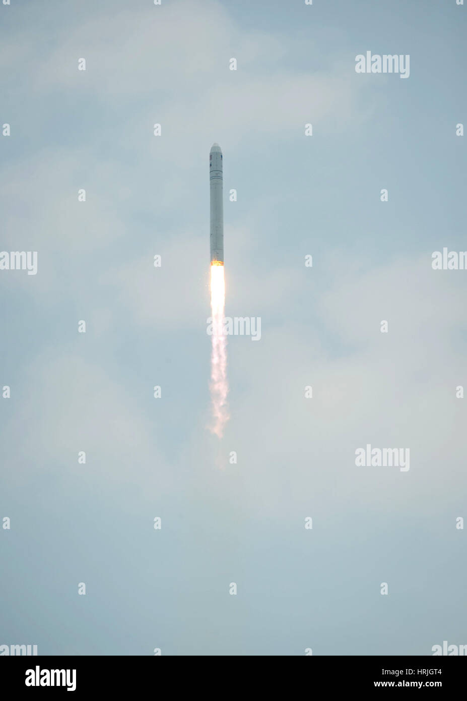Antares Orbital-2 Mission starten Stockfoto