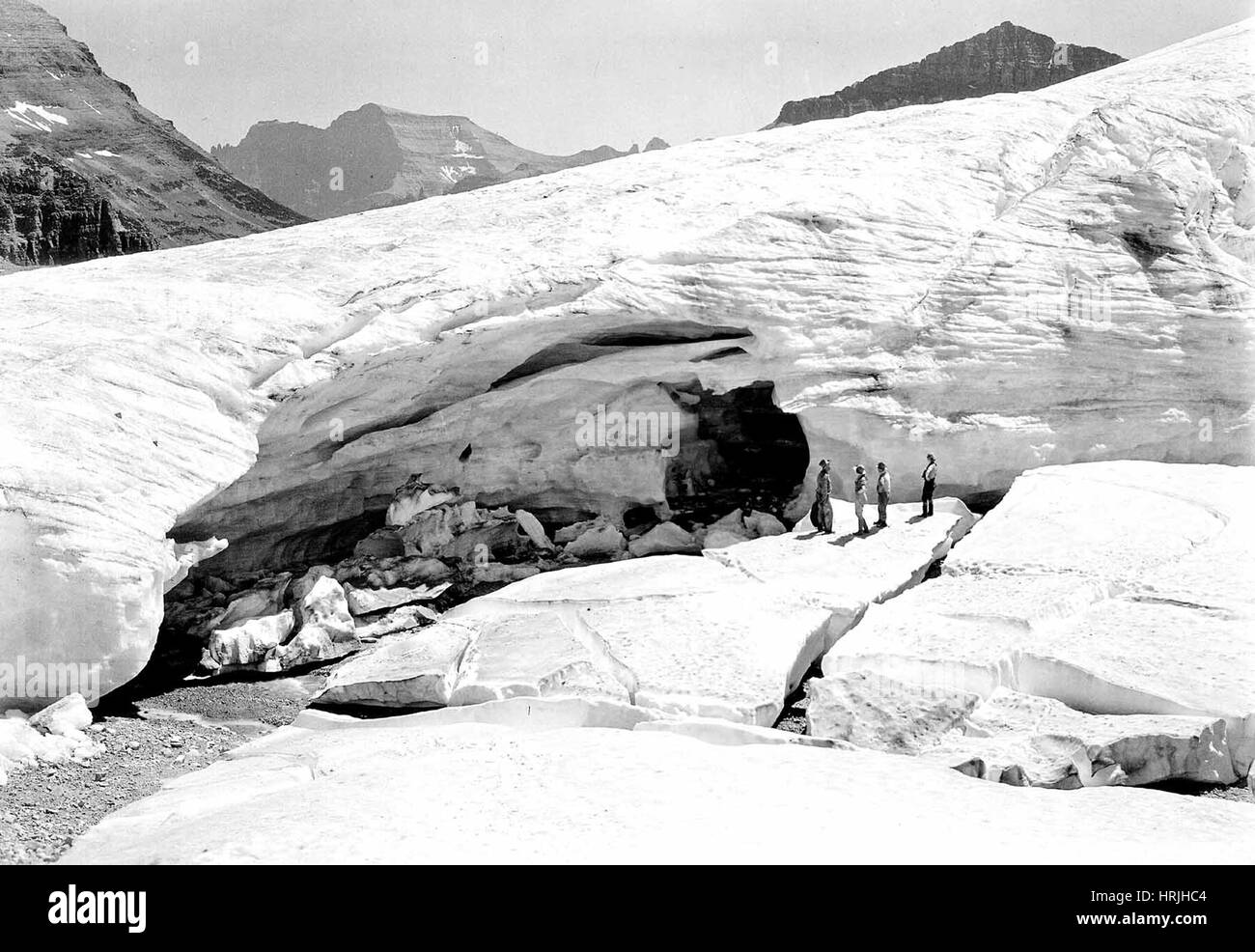 Boulder Gletscher Eishöhle, Glacier NP, 1932 Stockfoto