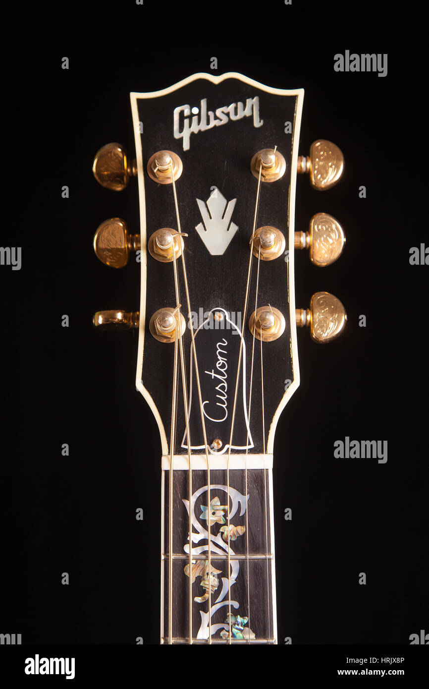 2007 Gibson Akustikgitarre J-45 Rebe Stockfoto