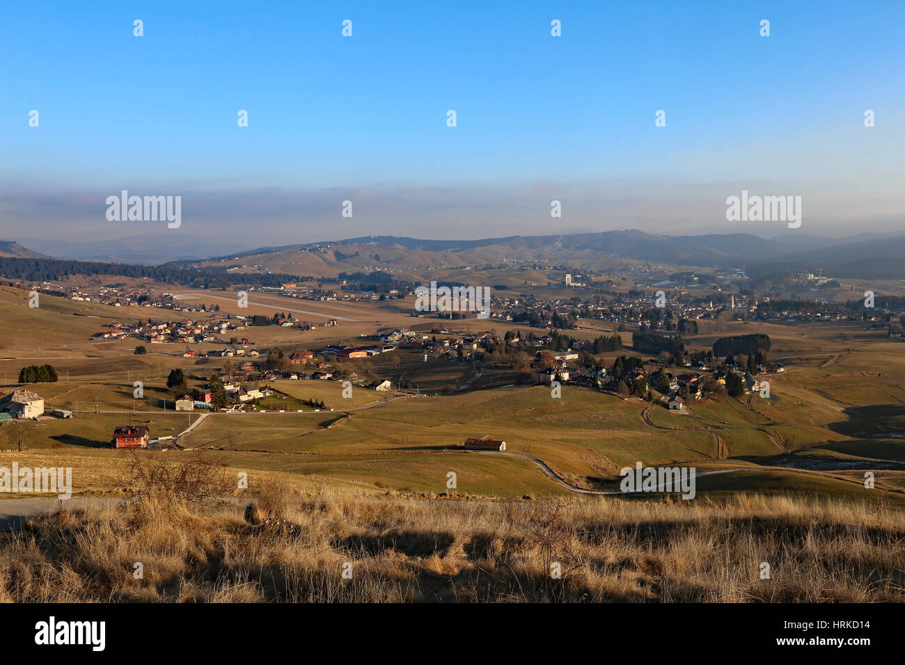Panorama der Stadt von Asiago in der Provinz Vicenza in Norditalien Stockfoto