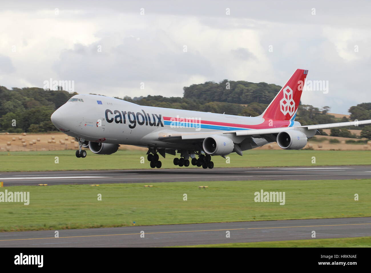 LX-VCG "Stadt Diekirch", einer Boeing 747-8R7(F) von Cargolux, am Flughafen Prestwick im September 2016 betrieben. Stockfoto