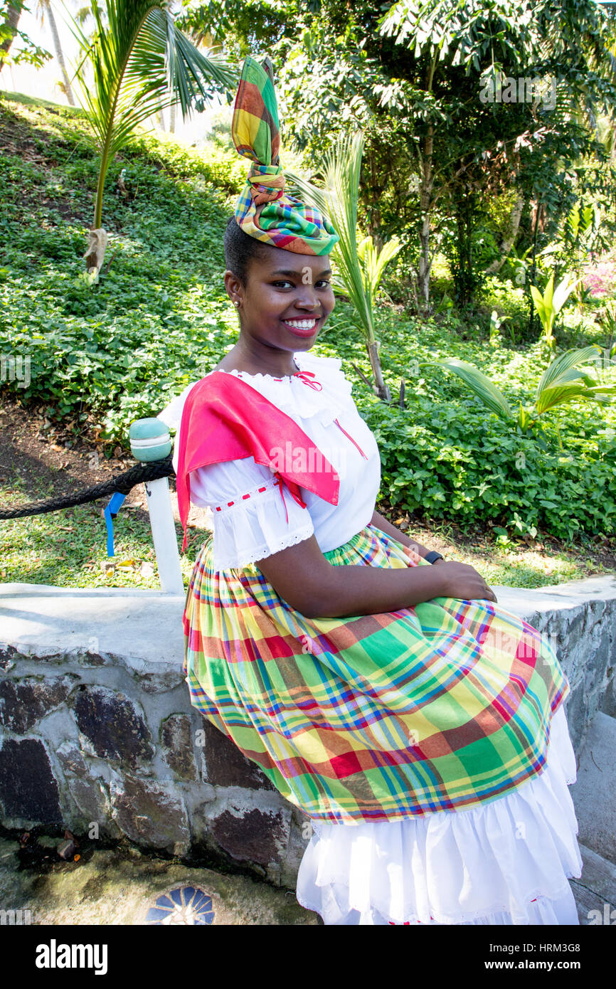 St. Lucian Girl In traditioneller Kleidung St Lucia Karibik Stockfoto