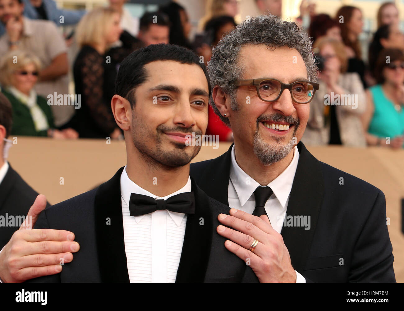 23. Annual Screen Actors Guild Awards - Ankünfte mit: Riz Ahmed, John Turturro wo: Los Angeles, California, Vereinigte Staaten von Amerika bei: 29. Januar 2017 Stockfoto