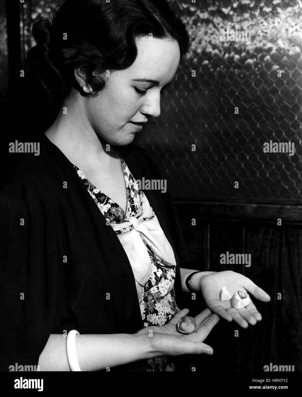 Kinder Süßigkeiten mit eingebetteten Schmuckstücke Stockfoto