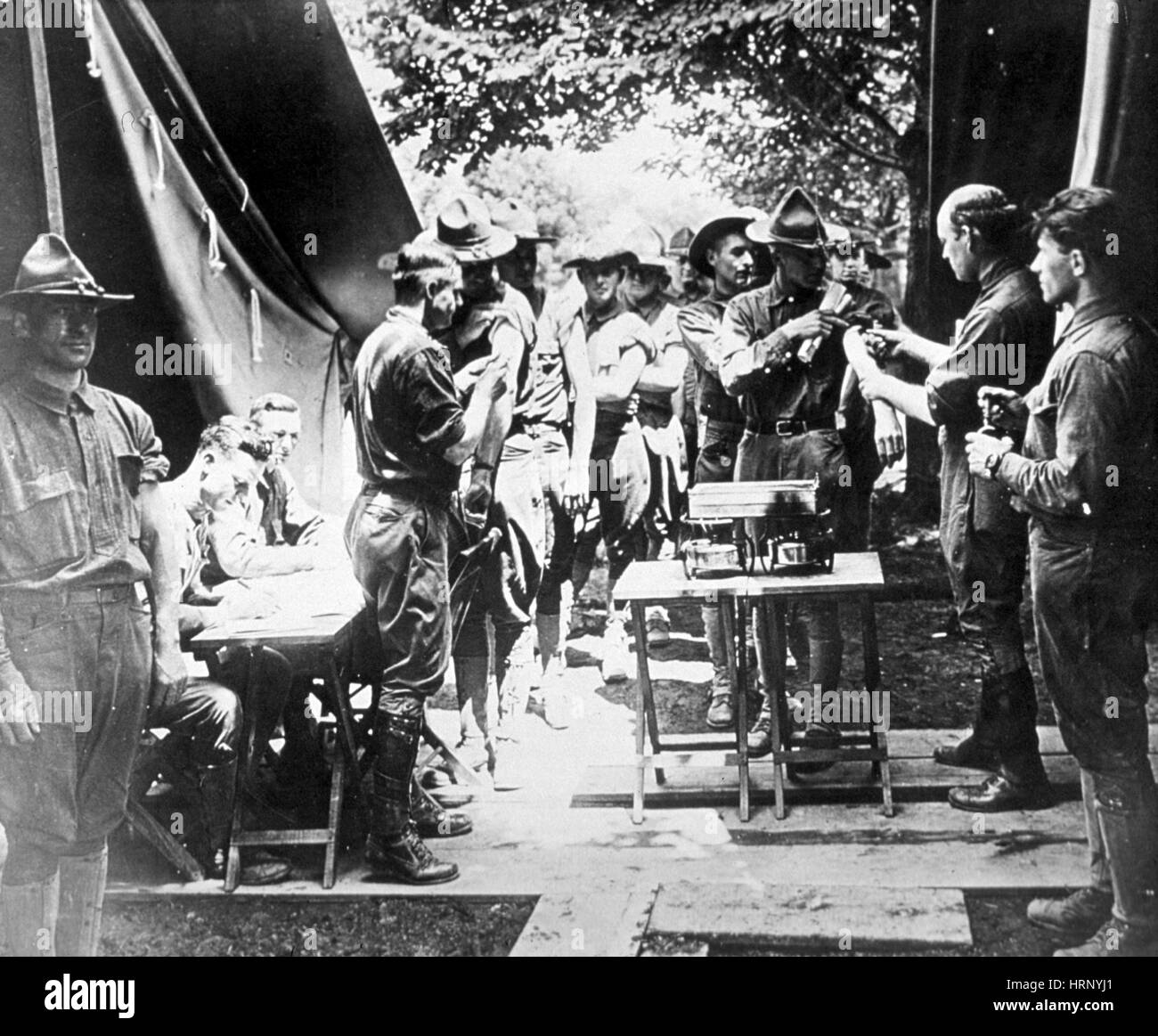 WWI, Typhus-Impfung Stockfoto