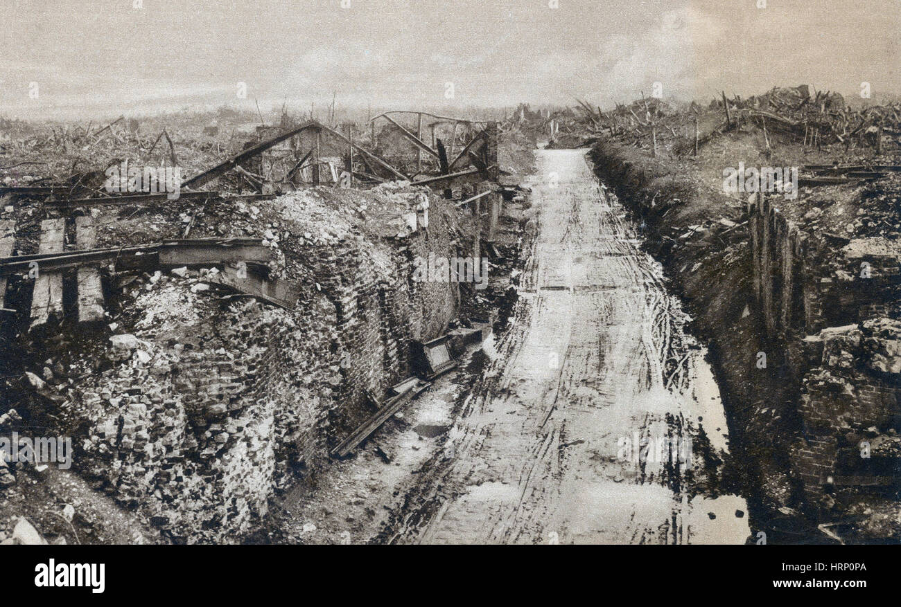 WWI, Politik der verbrannten Erde, Zerstörung der Linse Stockfoto