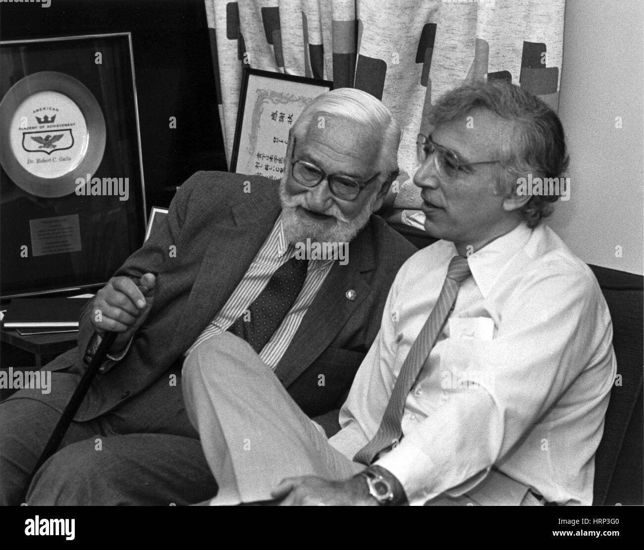 Albert Sabin und Robert Gallo, 1985 Stockfoto