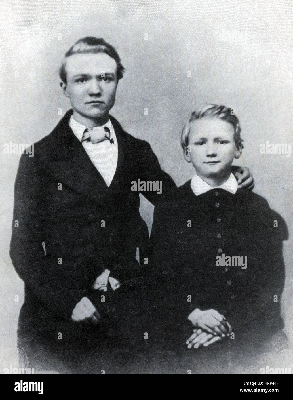 Jungen Andrew Carnegie Mit Bruder Michael, 1851 Stockfotografie - Alamy