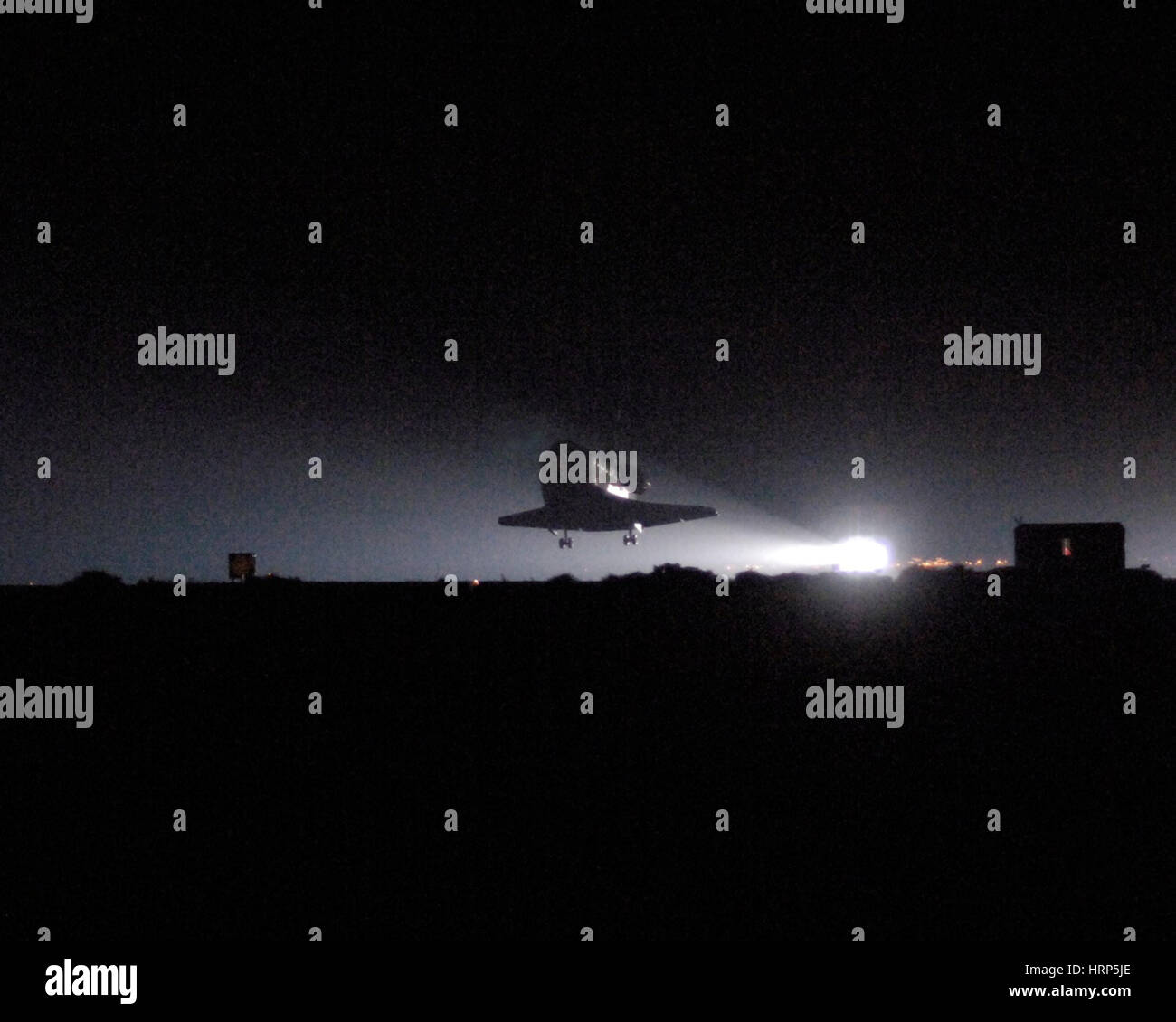 STS-114, Space Shuttle Discovery Landung, 2005 Stockfoto