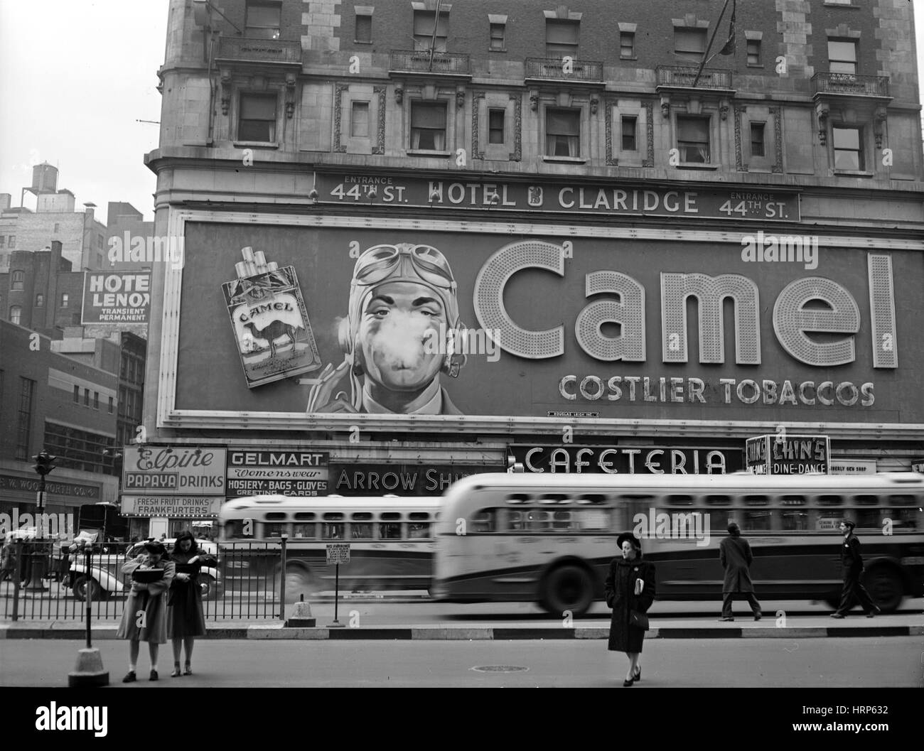 NYC, Kamel-Zigarette "Räuchermann", 1943 Stockfoto