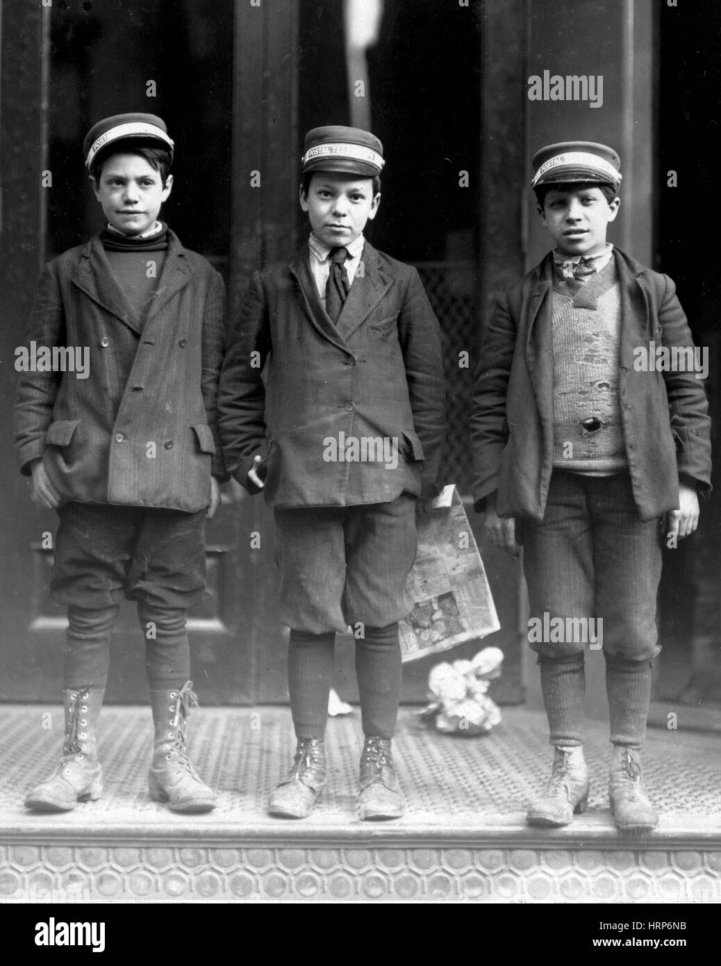 Messenger Boys, Lewis Hine, 1910 Stockfoto