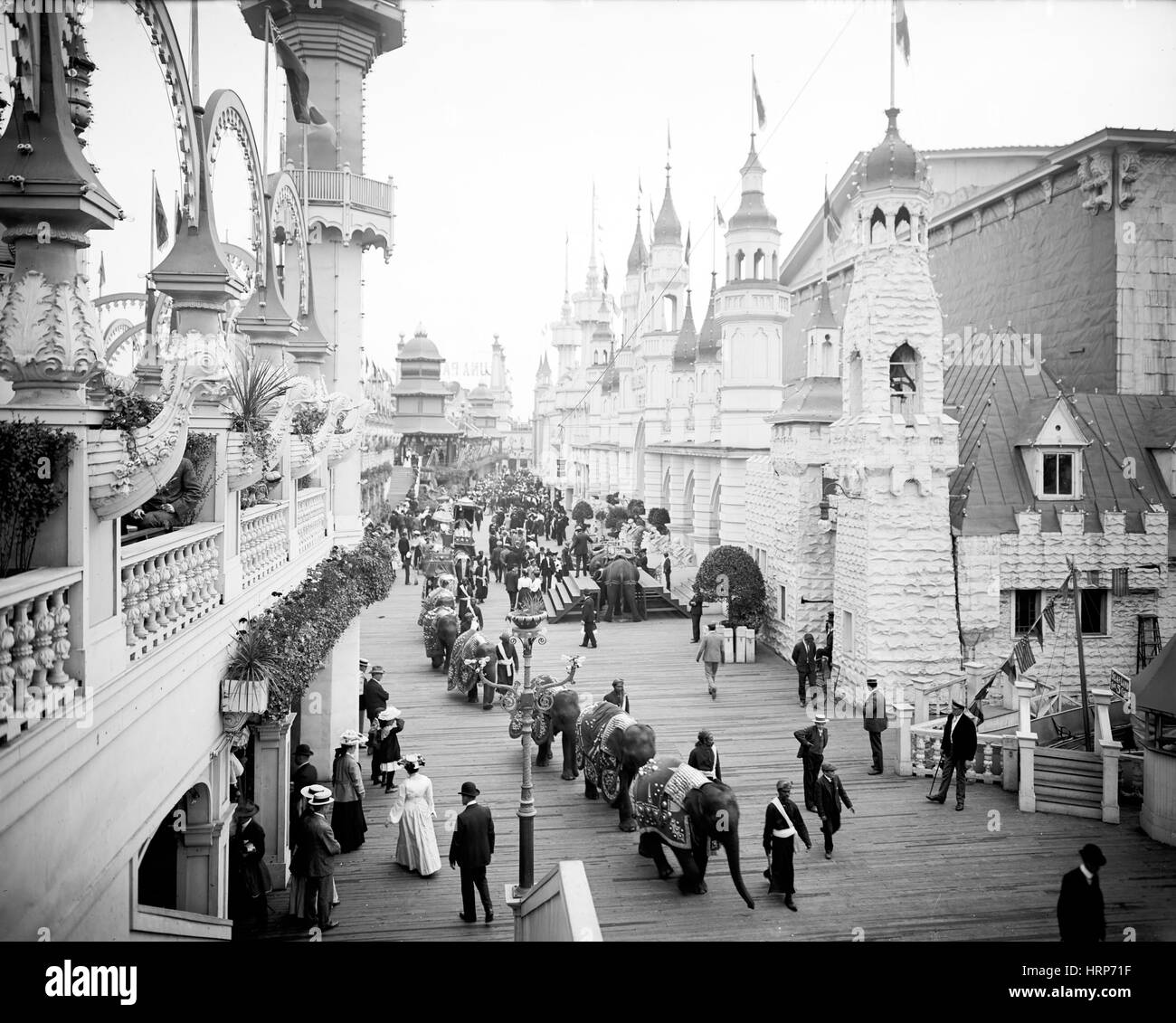 Coney Island, Luna Park Promenade, 1900 s Stockfoto