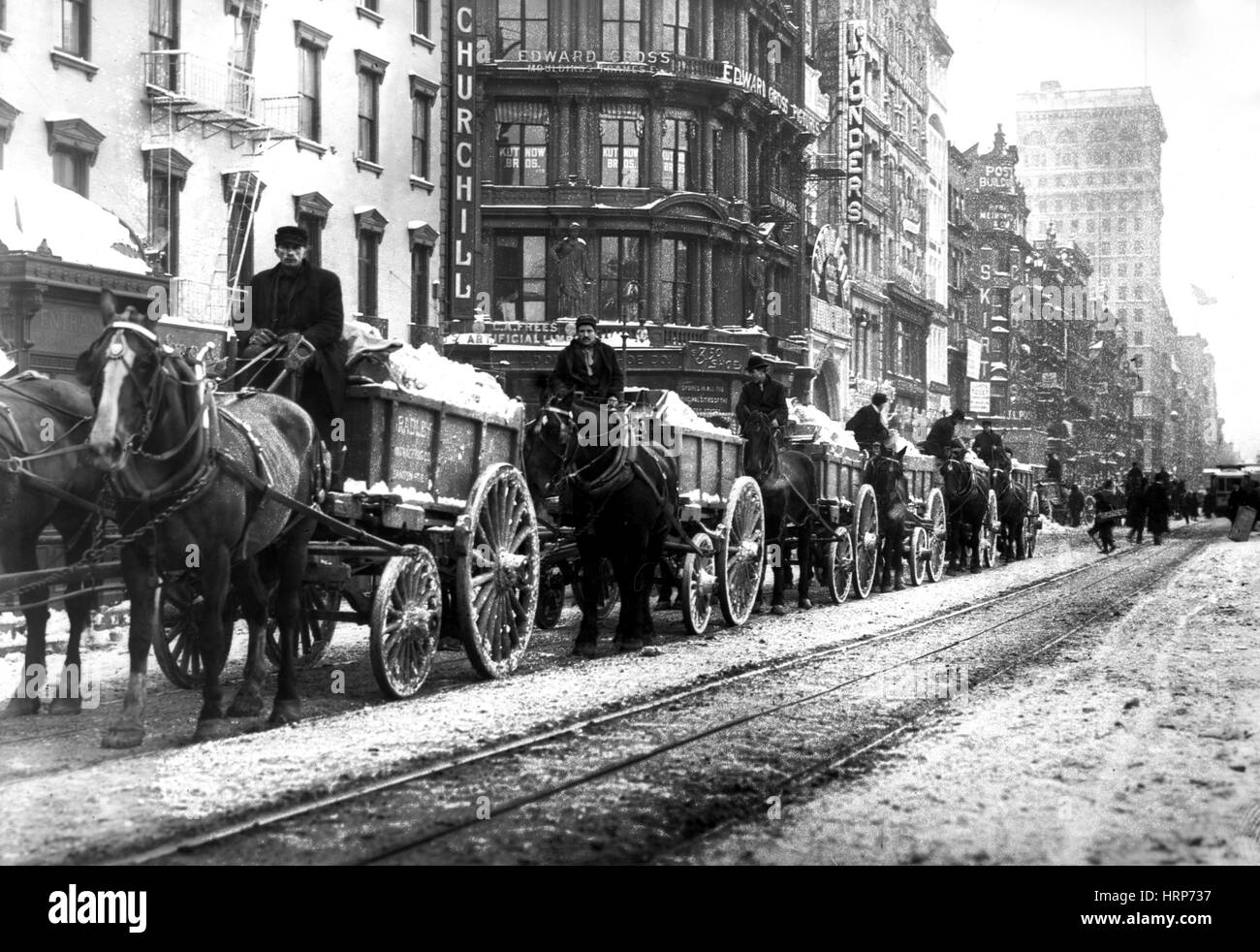 NYC, Schneeräumung, 1908 Stockfoto