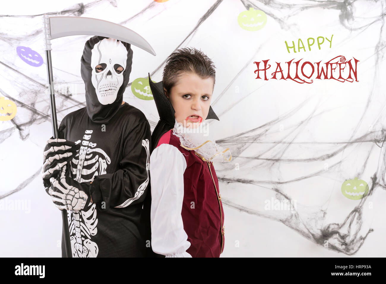 Happy Halloween-Qual in Halloween verkleidet Stockfoto
