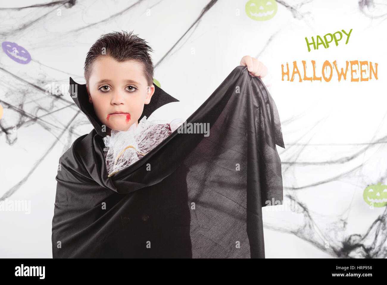 Fröhliches Halloween. Kind in Halloween verkleidet Stockfoto