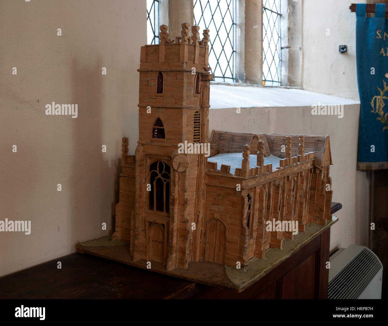 Matchstick Modell der Kirche St. Nicholas Church, Alcester, Warwickshire, England, UK Stockfoto