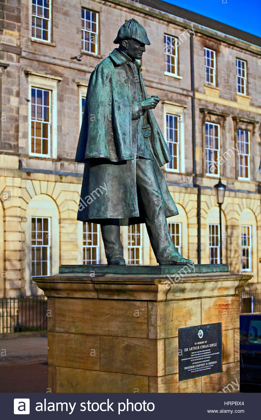 Sherlock Holmes Statue, in Erinnerung an die schottische Autor und Schöpfer der Figur, Sir Arthur Conan Doyle 1859 - 1930, Edinburgh, Schottland Stockfoto